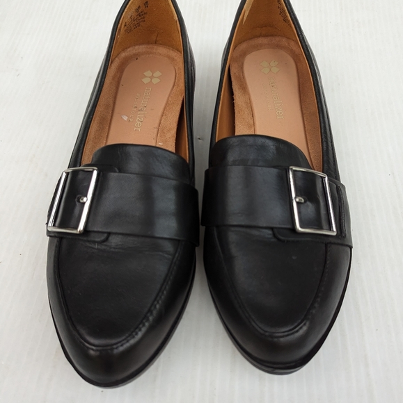 NATURALIZER Melanie black leather big buckle loafers - Picture 9 of 14
